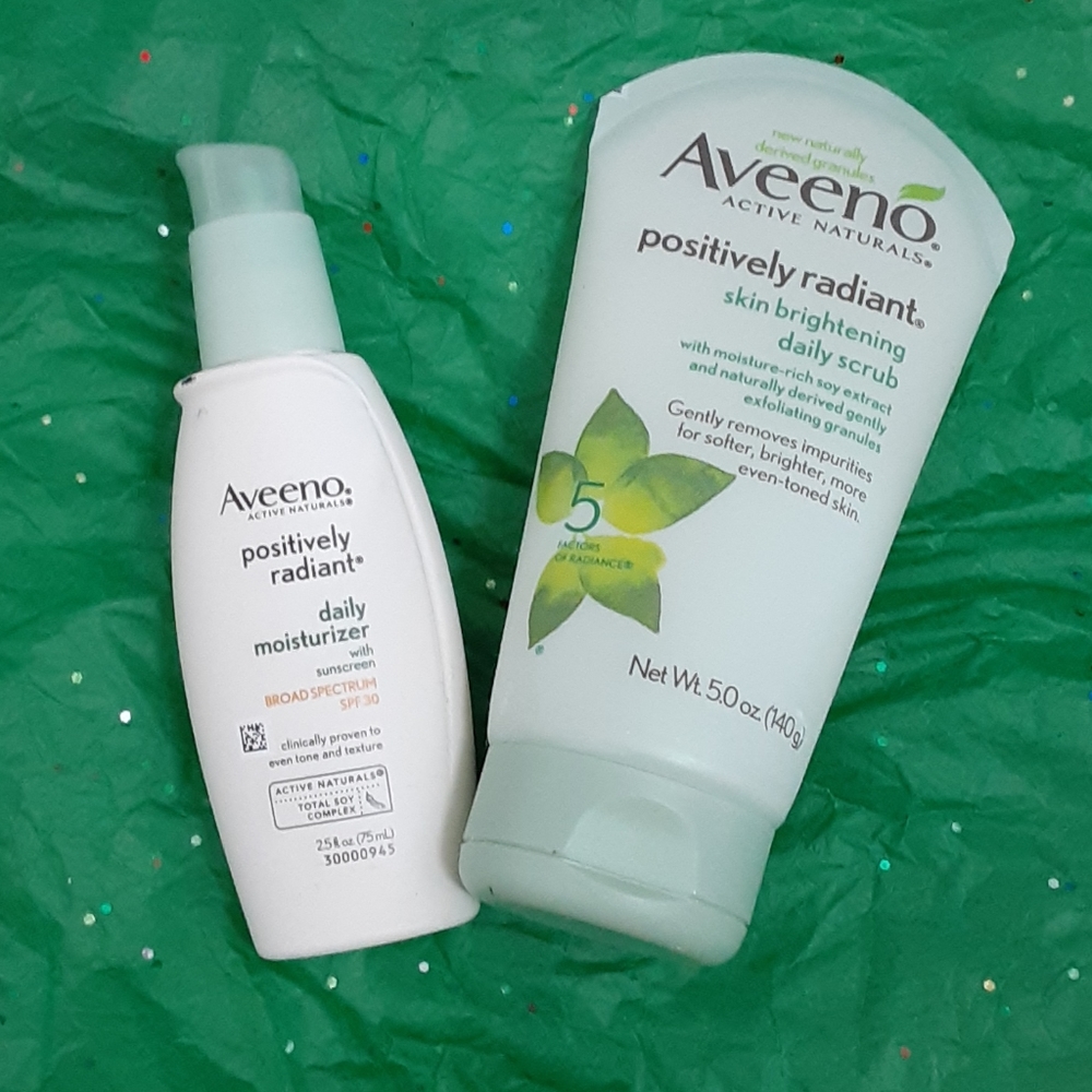 Aveeno Positively Radiant Scrub & Moisturizer